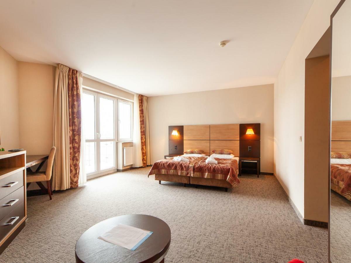 Apartament Hotelowy Delux W Kolobrzegu Ul Kosciuszki 16 Pobyt 7 Nocy 20 Procent Rabatu ,4 Dni 10 Procent Rabatu Exterior foto
